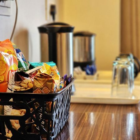 Hotel Surya Shimla Buitenkant foto