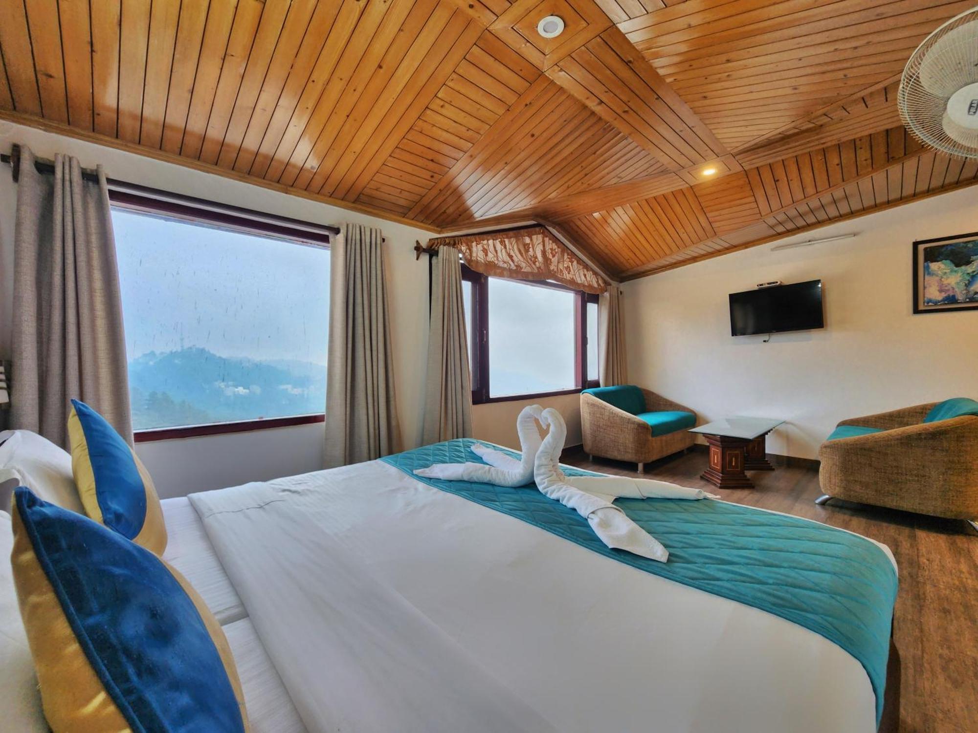 Hotel Surya Shimla Buitenkant foto