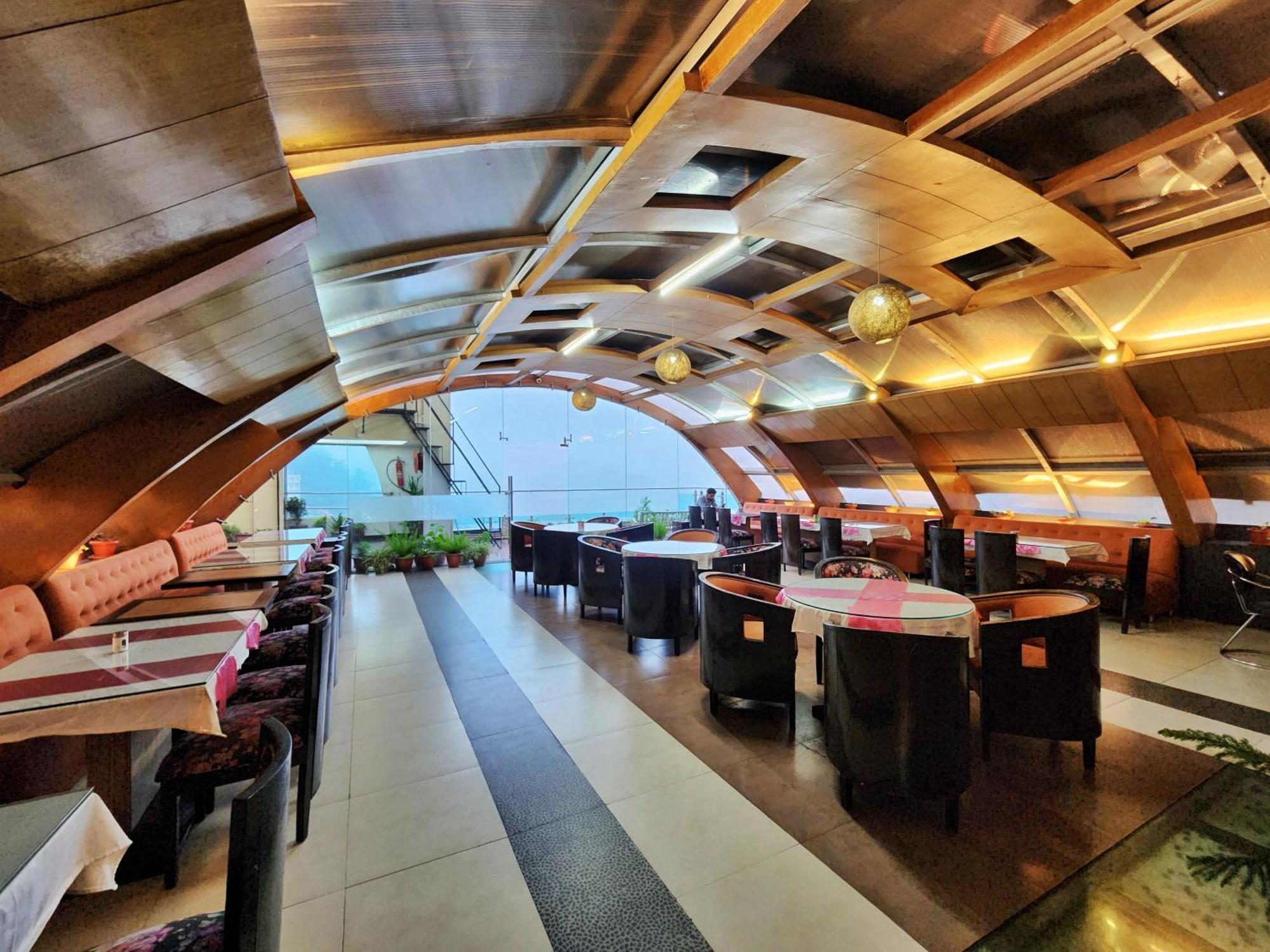 Hotel Surya Shimla Buitenkant foto